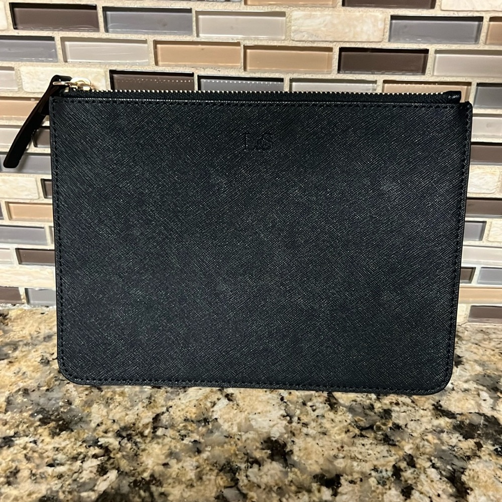 Lo & Sons Black Saffiano Leather Zippered Pouch